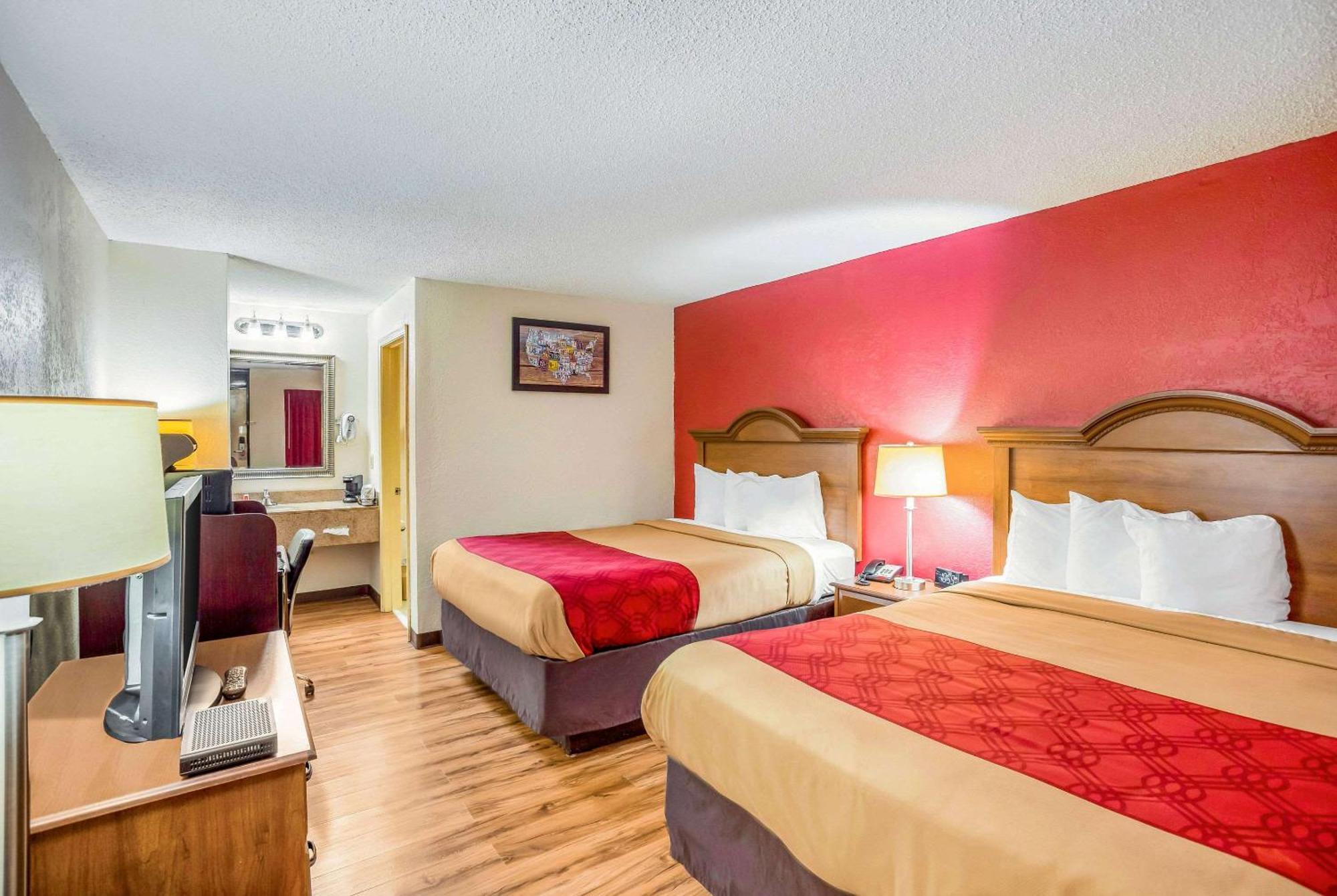 Econo Lodge Huntington - Barboursville University Area Zewnętrze zdjęcie