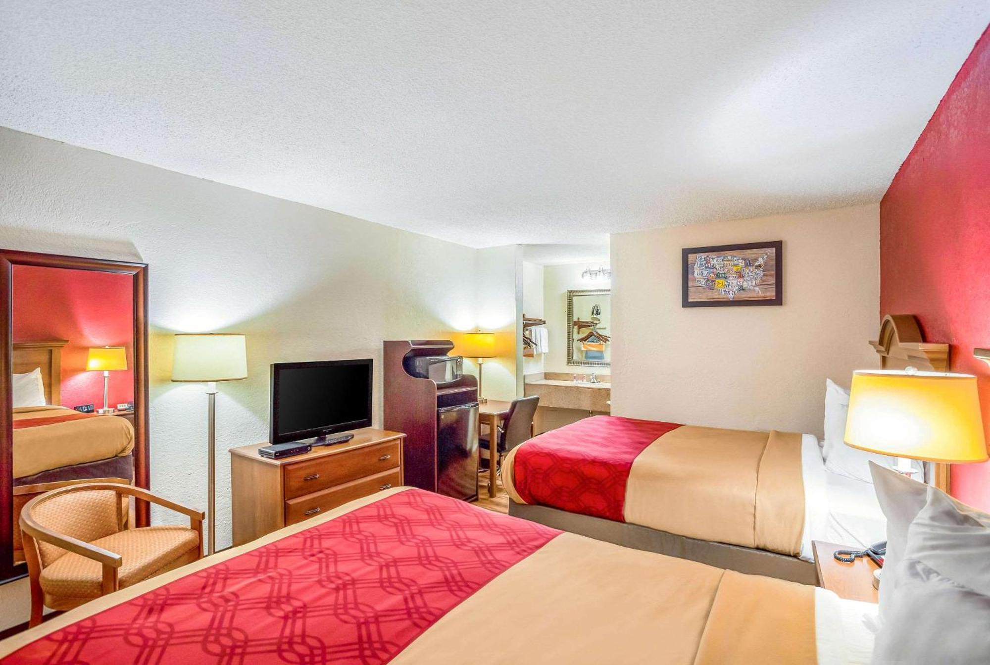 Econo Lodge Huntington - Barboursville University Area Zewnętrze zdjęcie