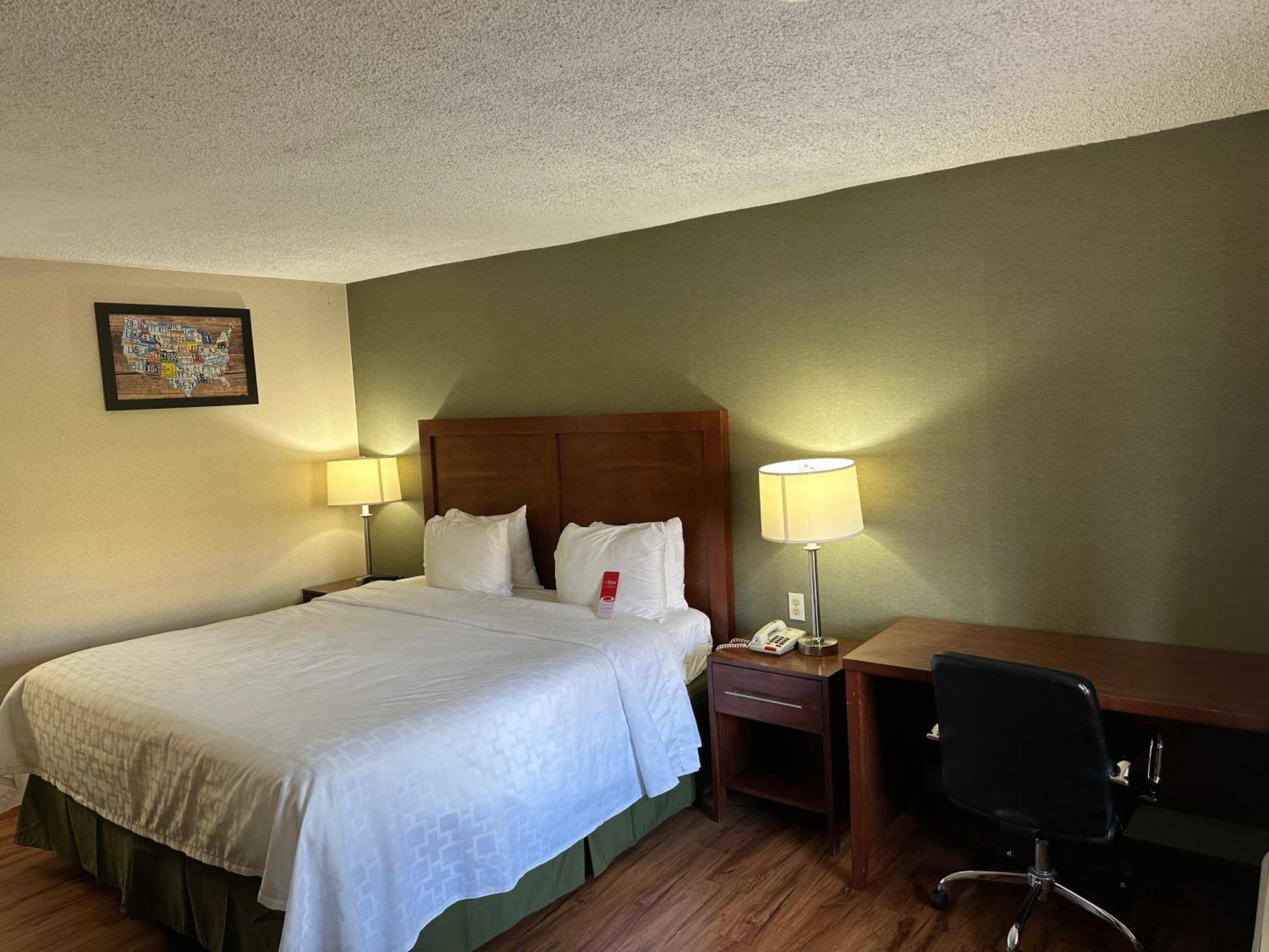 Econo Lodge Huntington - Barboursville University Area Zewnętrze zdjęcie