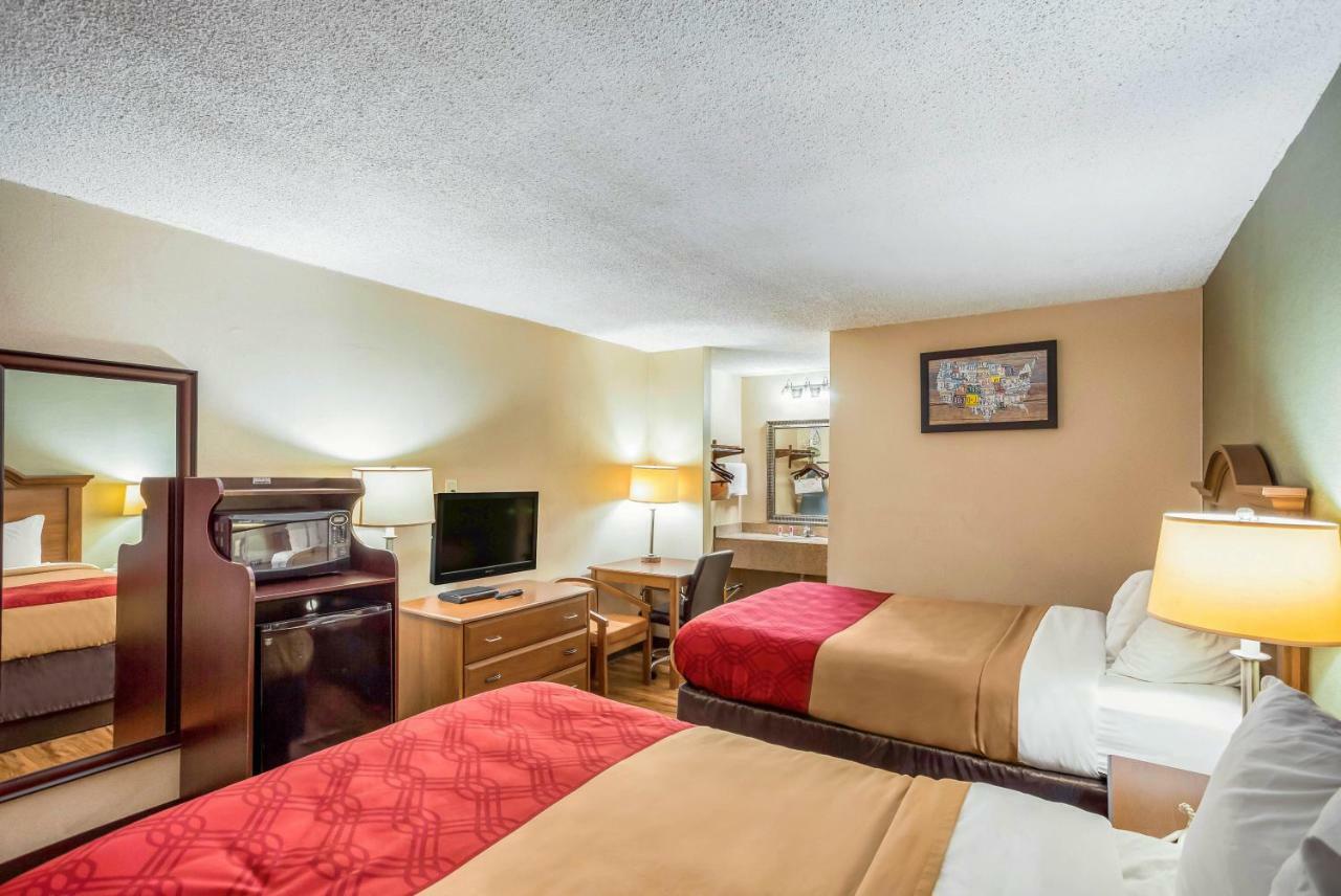 Econo Lodge Huntington - Barboursville University Area Zewnętrze zdjęcie